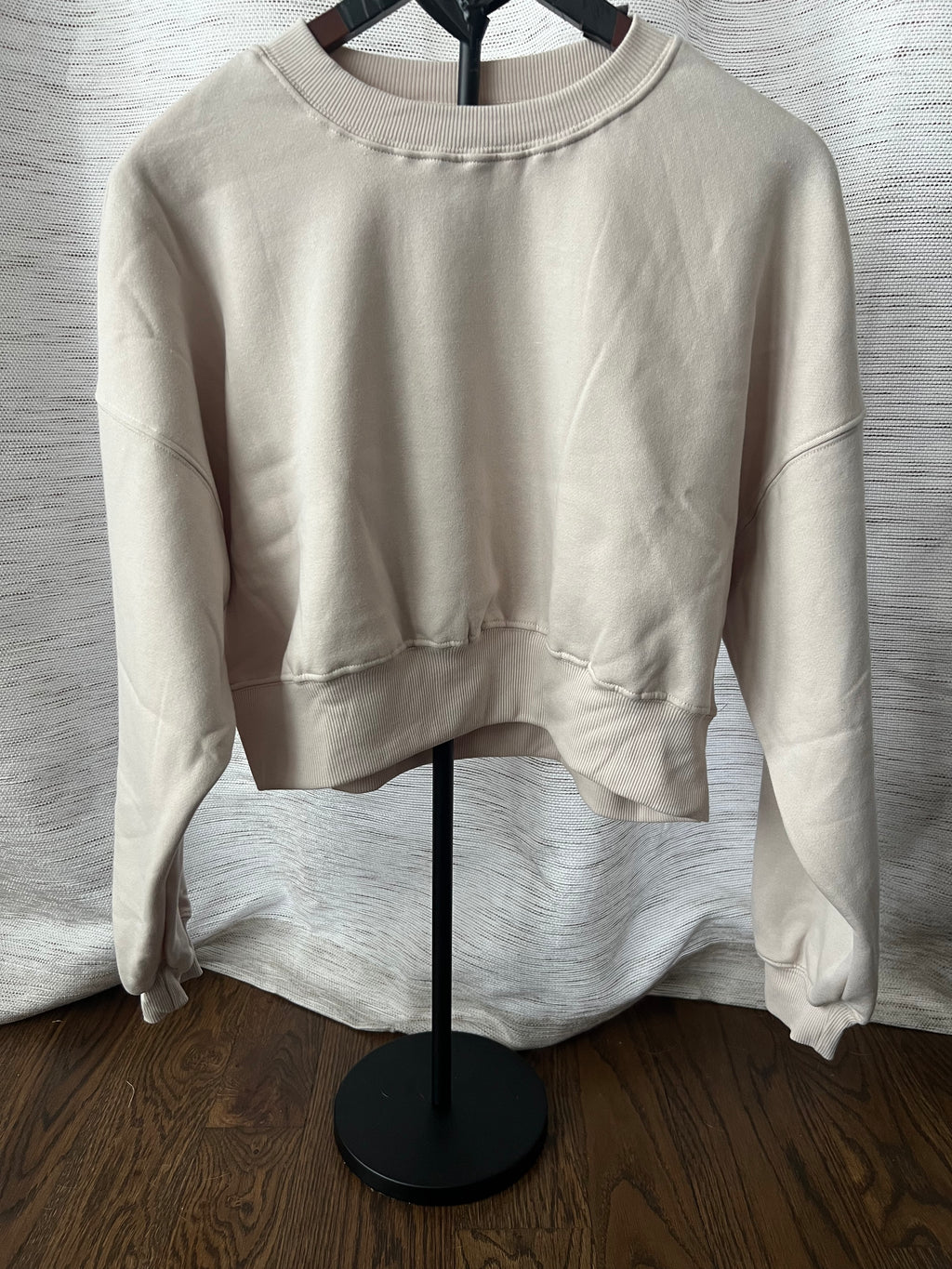 Short Cropped Fleece Sweatshirt