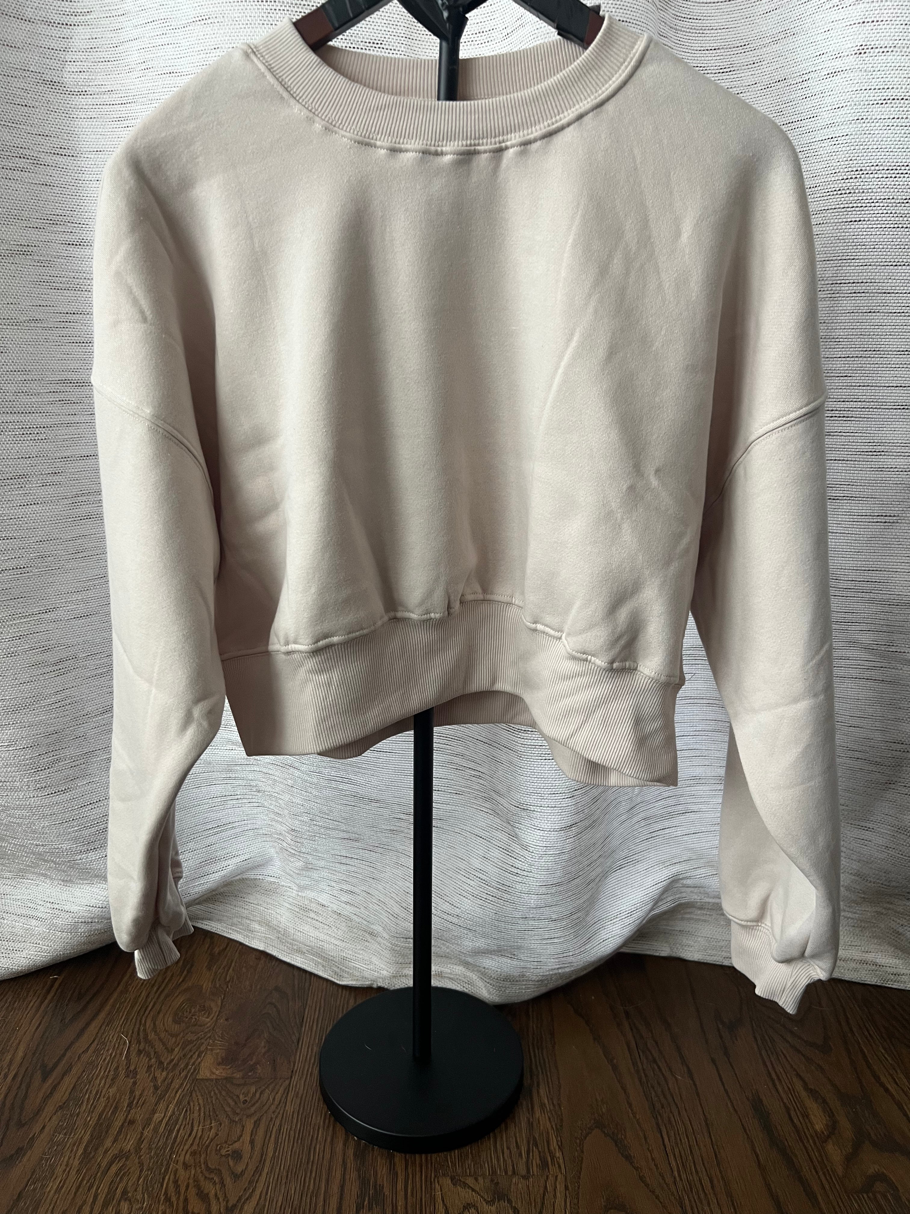 Short Cropped Fleece Sweatshirt